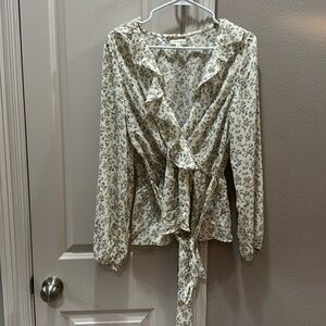 Max studio ruffled top